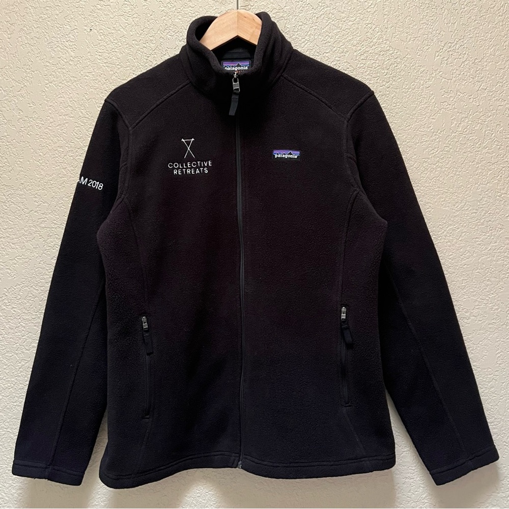 Patagonia "Collective Retreats" 2018 Black Fleece Synchilla Womens Size Large